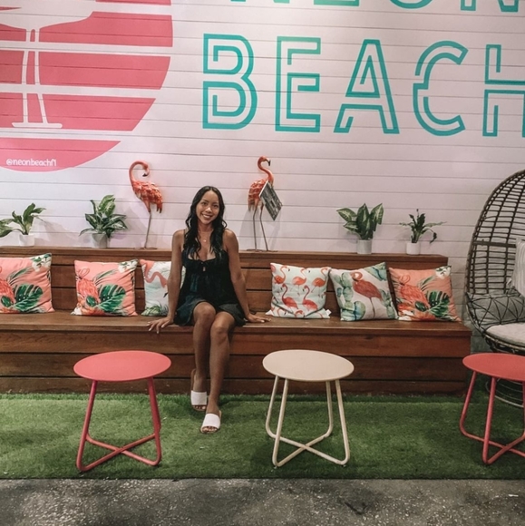 Cute black mini dress - Picture 5 of 9